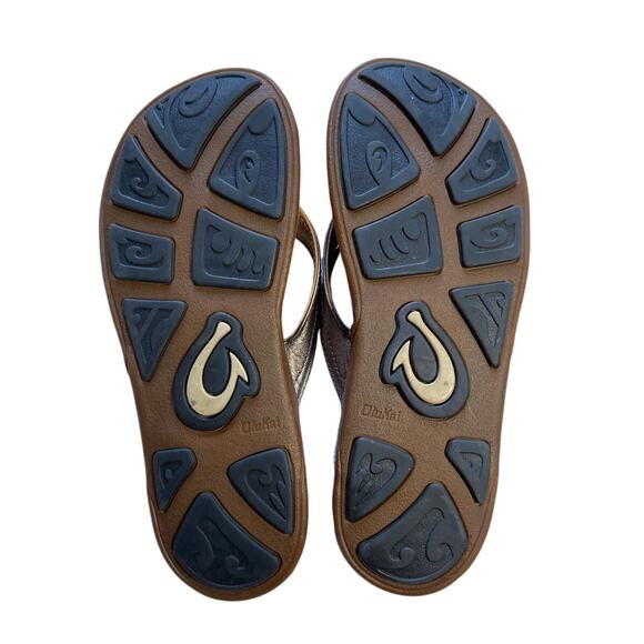 OluKai Kumu Full Grain Leather Sandals Flip Flops Thong Slip On Metallic Bronze - Picture 5 of 9